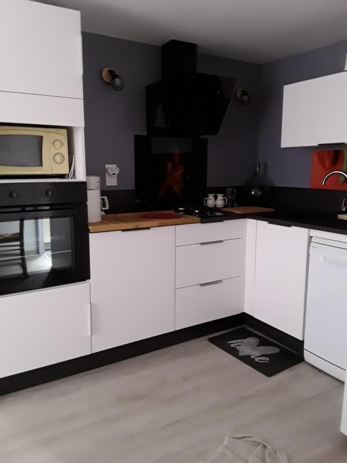 Gite Le Jaya Saint-Georges-de-Luzençon Εξωτερικό φωτογραφία
